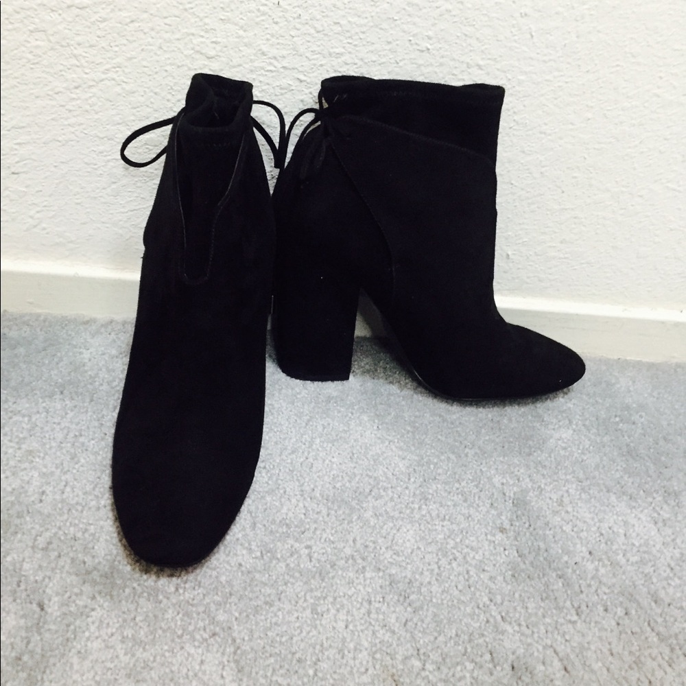 NWT Rare! Kendall+Kylie Black Suede Lace Up Boots - Picture 6 of 6